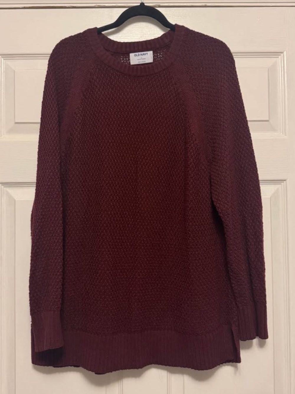 Old Navy Women's Maroon Crewneck Sweater